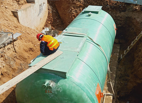 10-20 t/ora Macchina per il trattamento delle acque reflue a controllo completamente automatico Serbatoio settico in FRP