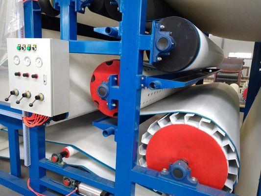 Pressa di filtraggio a cintura in acciaio inossidabile per disidratazione di fanghi su larga scala Capacità 3-25m3/h