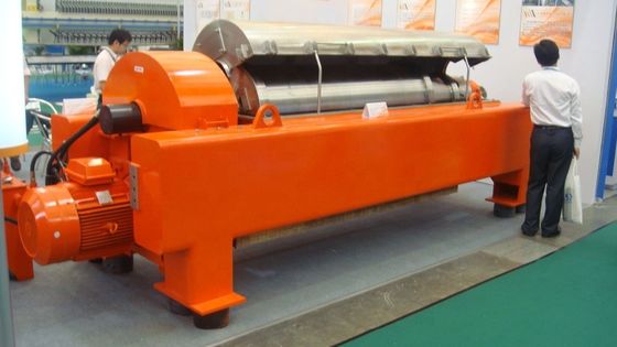 Macchina centrifuga a spirale di tipo orizzontale per il trattamento dell'acqua