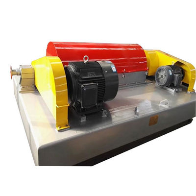 Centrifugatrice decanter a vite orizzontale LW-650 per la separazione e disidratazione dei fanghi di petrolio