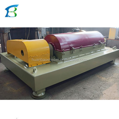 Centrifughe decanter orizzontali per la deidratazione dei fanghi a 1000 kg