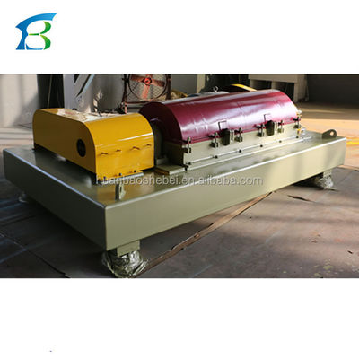 Centrifughe decanter orizzontali per la deidratazione dei fanghi a 1000 kg