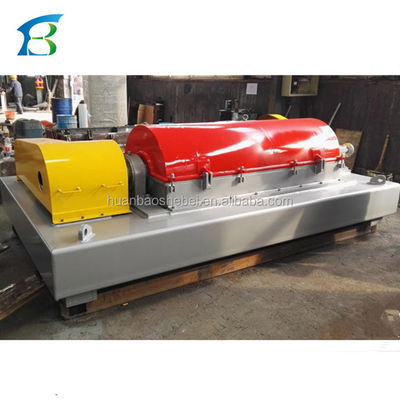 Centrifughe decanter orizzontali per la deidratazione dei fanghi a 1000 kg