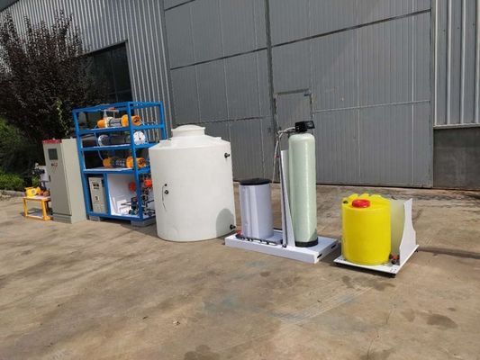 Servizio di riparazione sul campo Generatore di ipoclorito di sodio elettrolitico da 2 kW per piscina